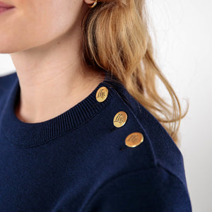 Pull avec broderie coraux