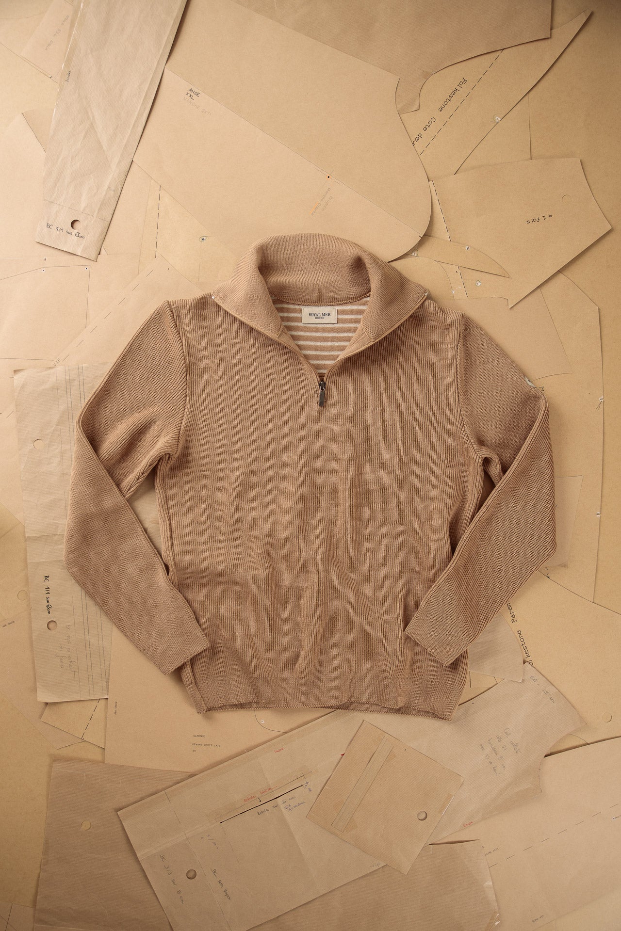 CLASSIC TRUCKER NECK SWEATER