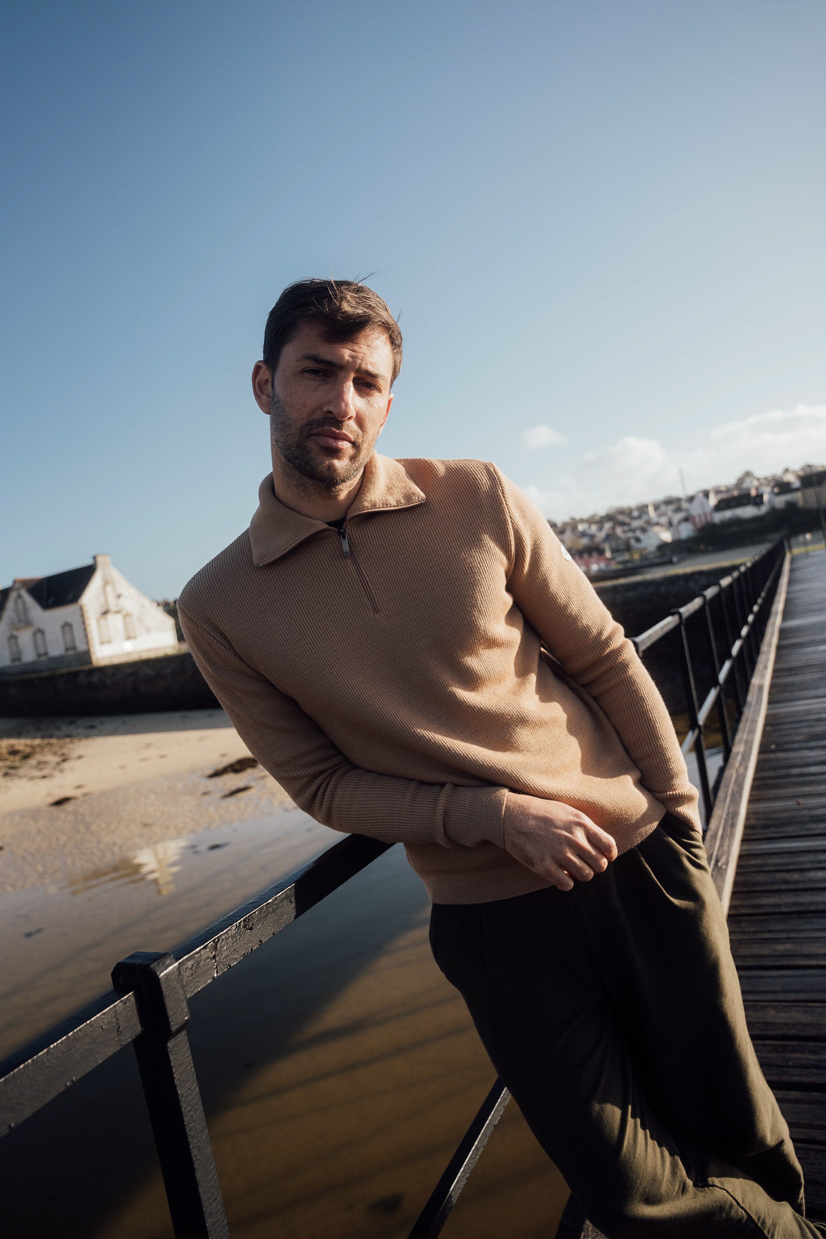 Pull camionneur Etrelles