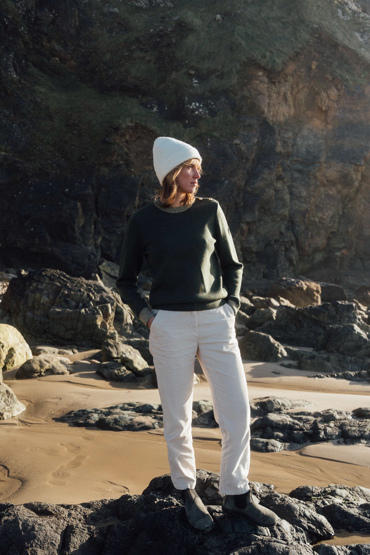 COMFORTABLE VOLUME SAILOR NECK SWEATER