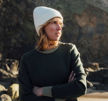 COMFORTABLE VOLUME SAILOR NECK SWEATER