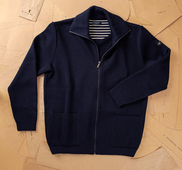 CLASSIC ZIPPED VEST
