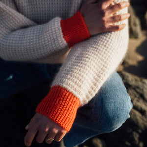 LOOSE VOLUME TURTLENECK SWEATER