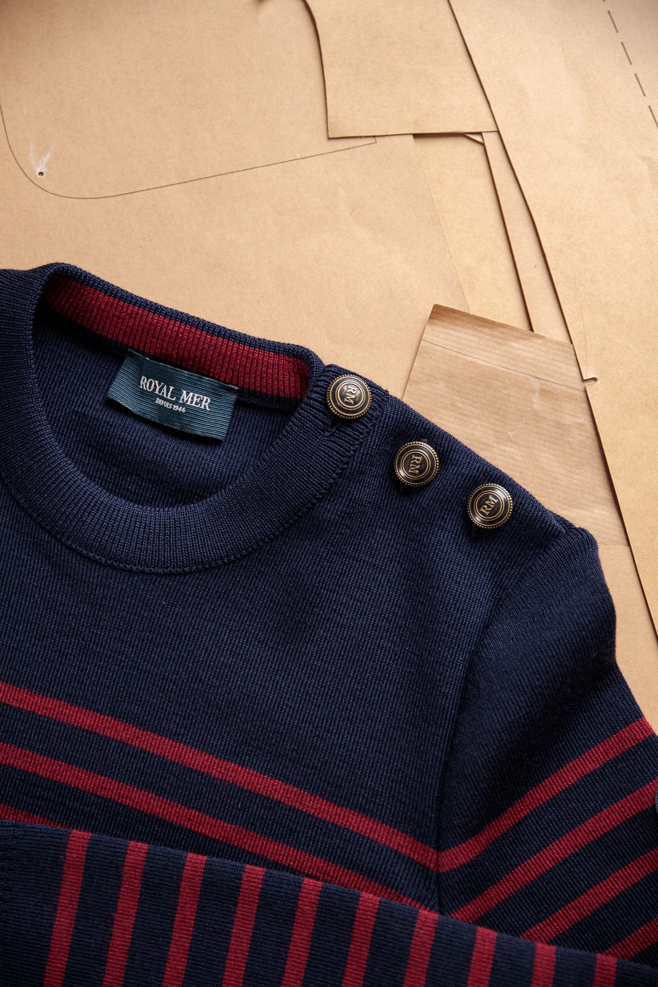 FITTED STRIPED SAILOR SWEATER