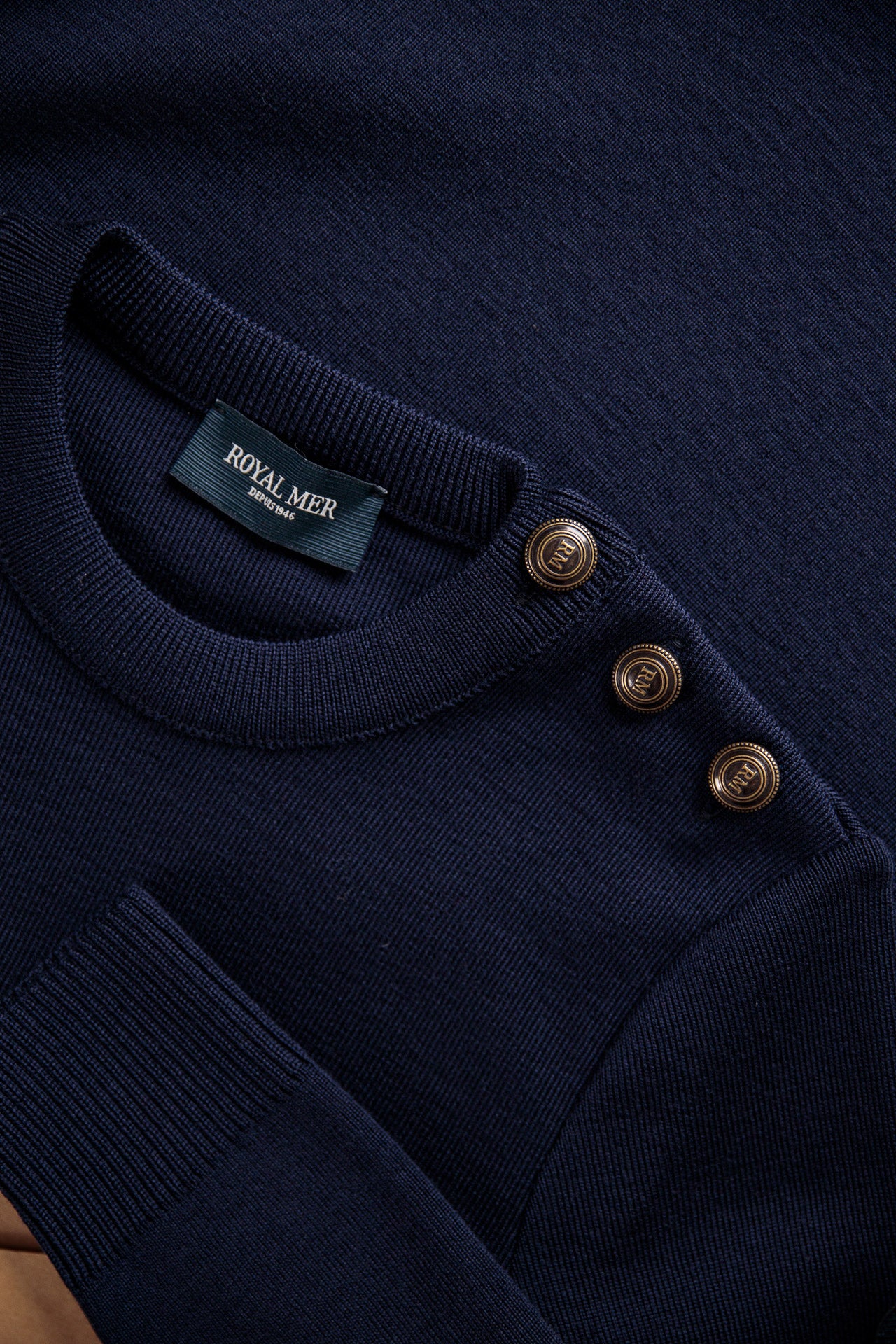 FITTED PLAIN SAILOR SWEATER