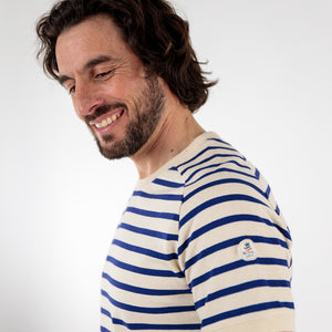 Striped raglan sleeve t-shirt