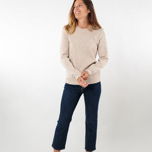 Plain sailor sweater with matte button