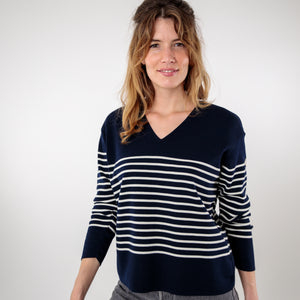 Pull raye col v