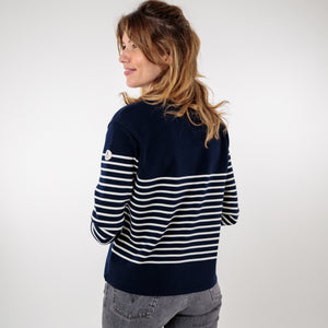 Pull raye col v