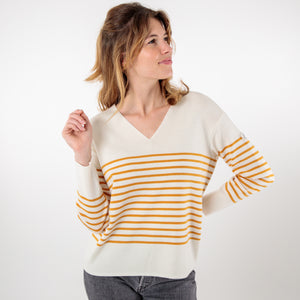 Pull raye col v