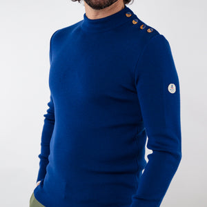 Plain sailor sweater with contrasting interior