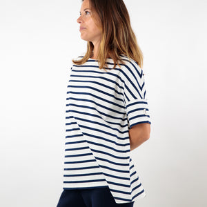 Tee-shirt rayé ample et évasé