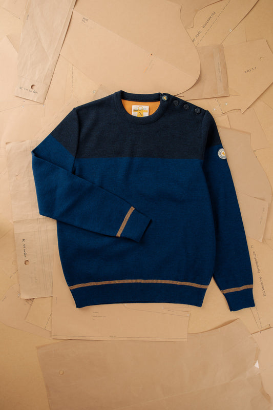 GC3 two-tone sailor sweater