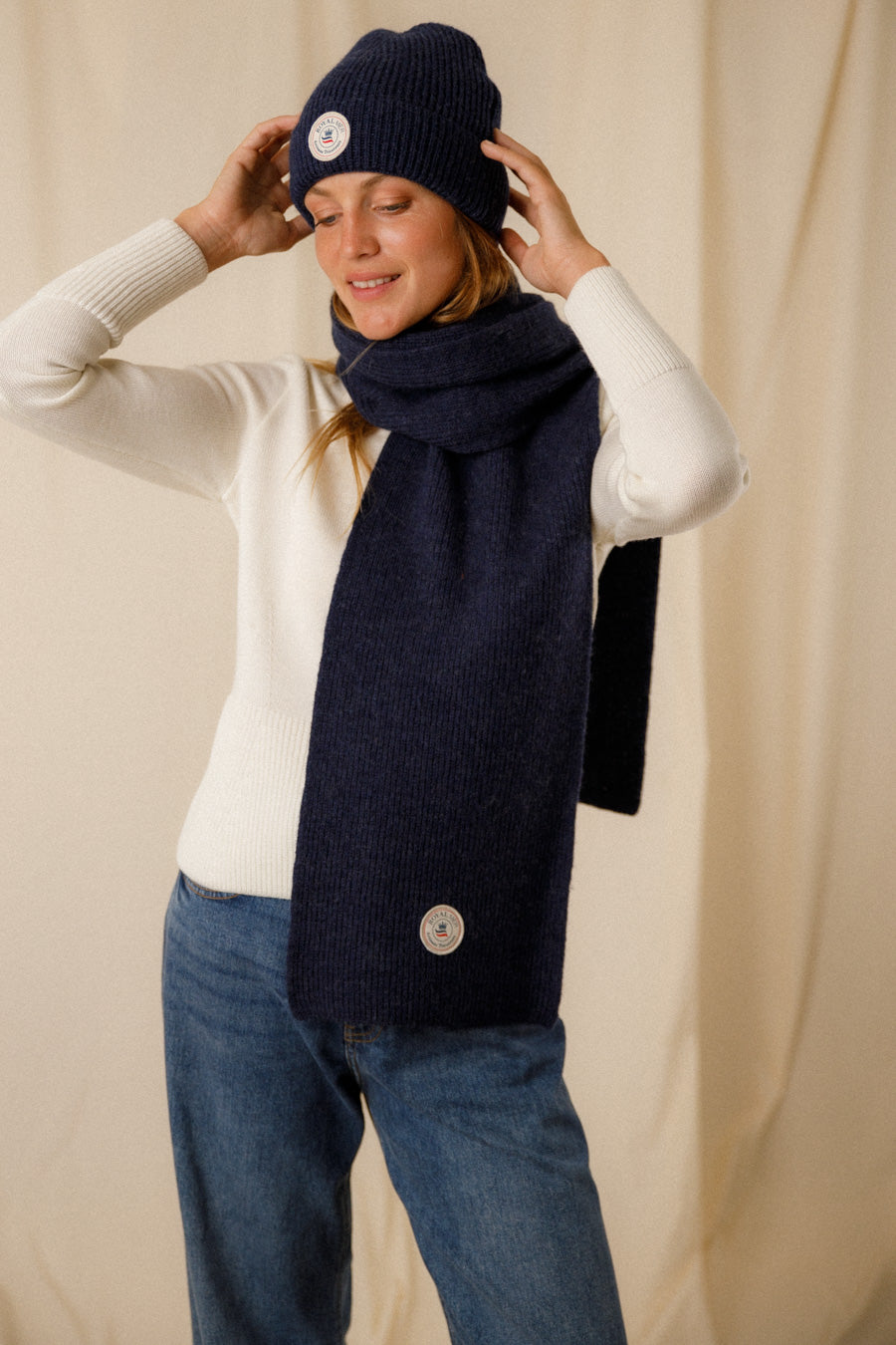 Romeo plain scarf