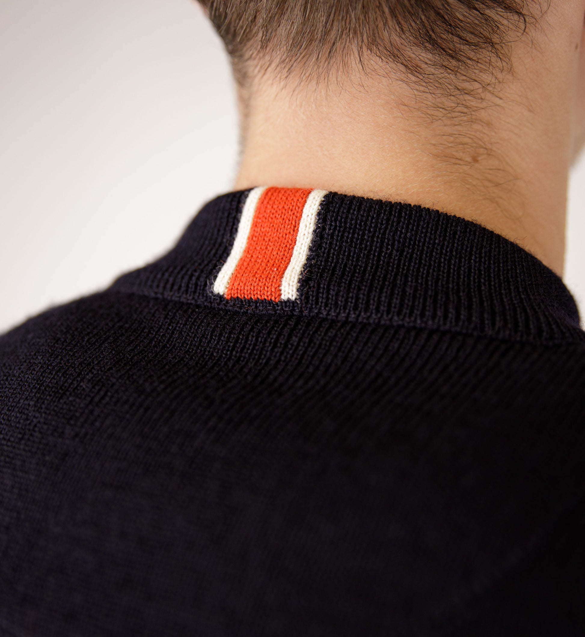 Pull marin col montant