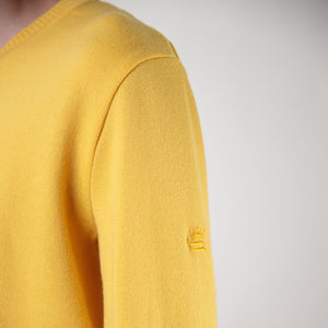 Pull fin uni col v