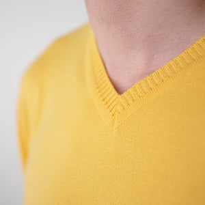 Pull fin uni col v