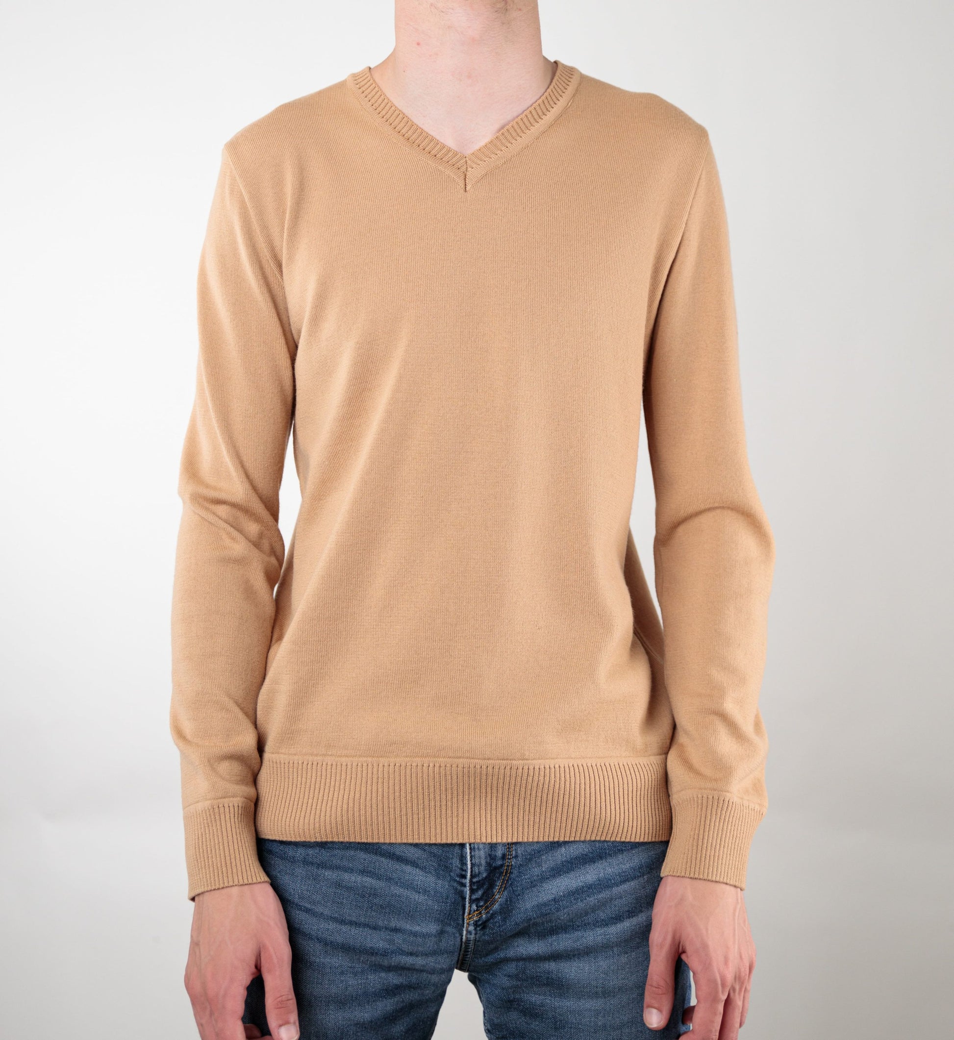 Pull fin uni col v