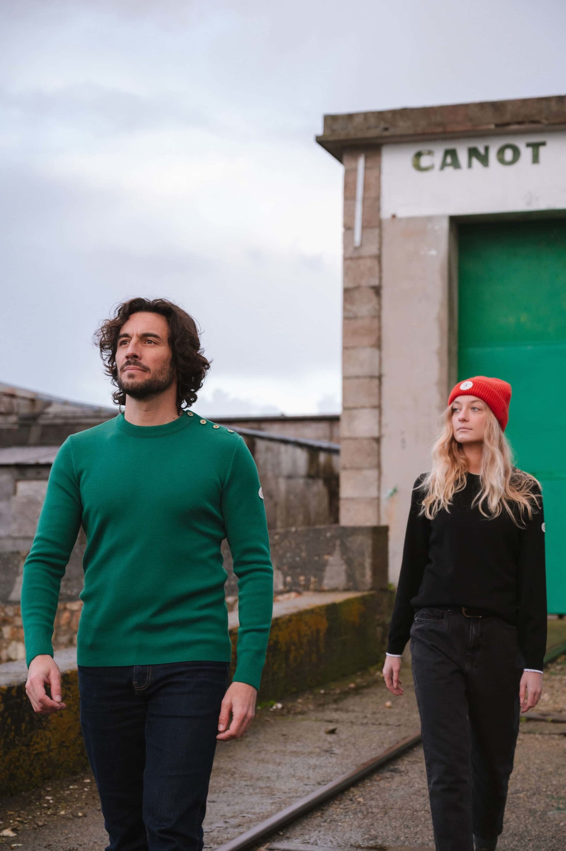 Pull marin uni encolure ronde
