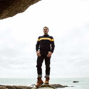 Pull marin rayure haut de corps