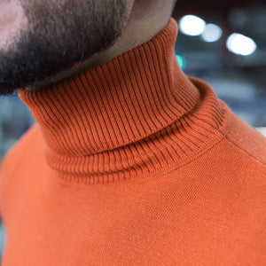 Pull col roulé extra fin