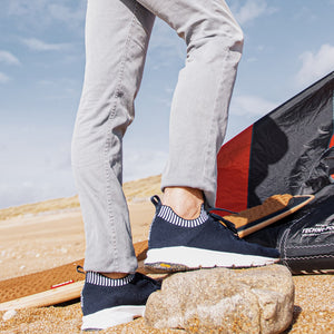 Mesh sneakers