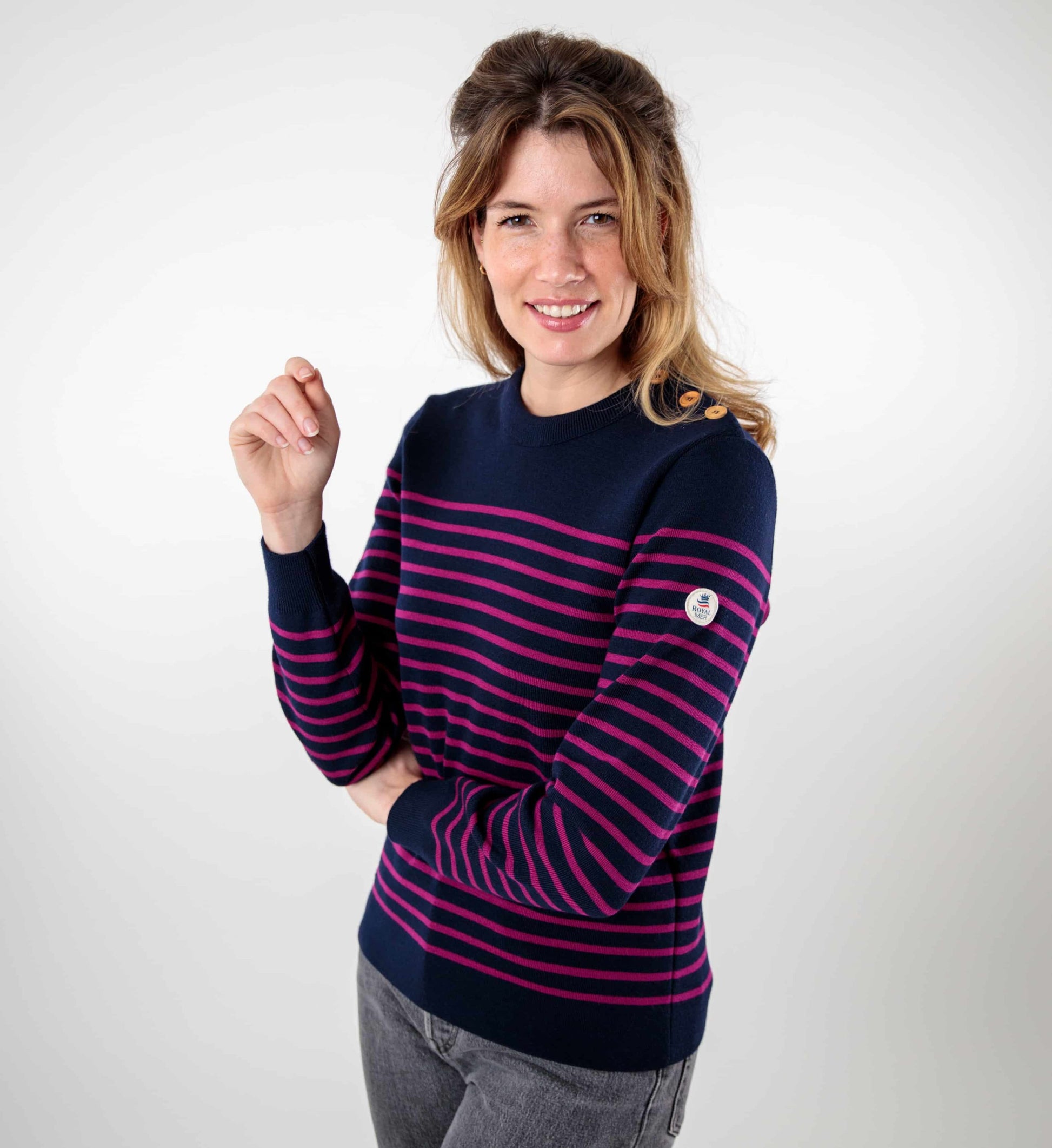Striped sailor sweater with round neckline