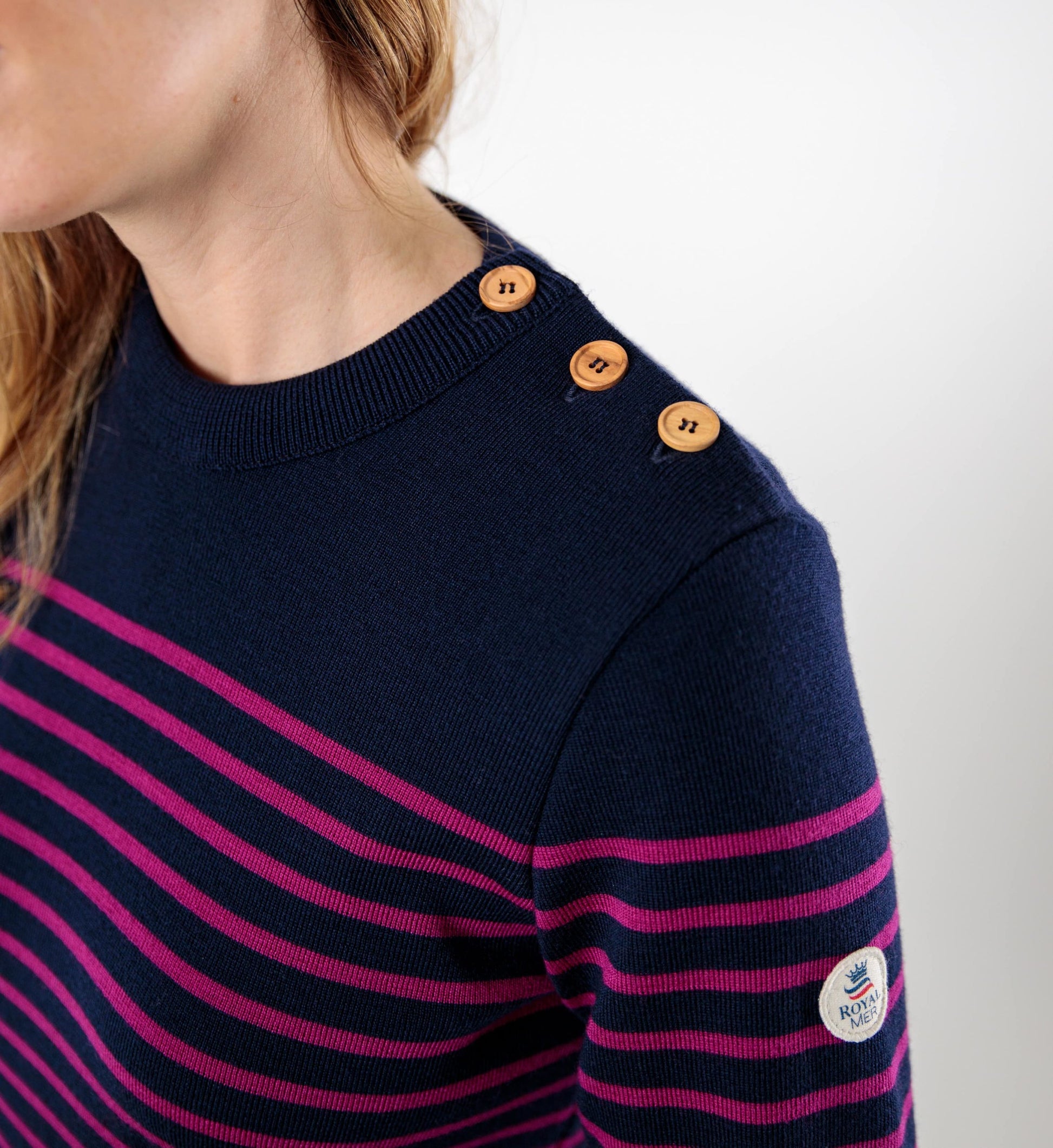 Striped sailor sweater with round neckline
