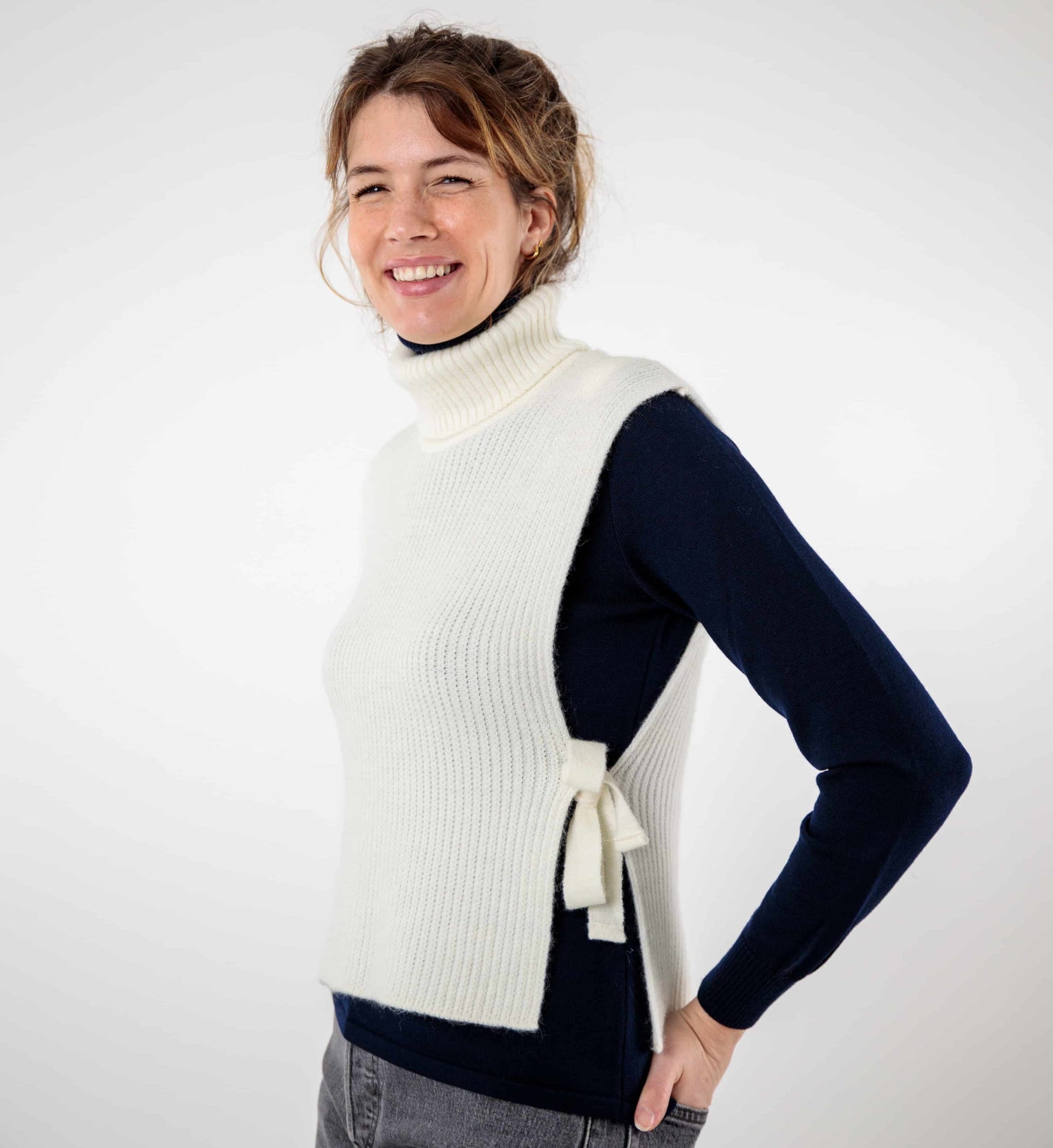Pull sans manches col roulé