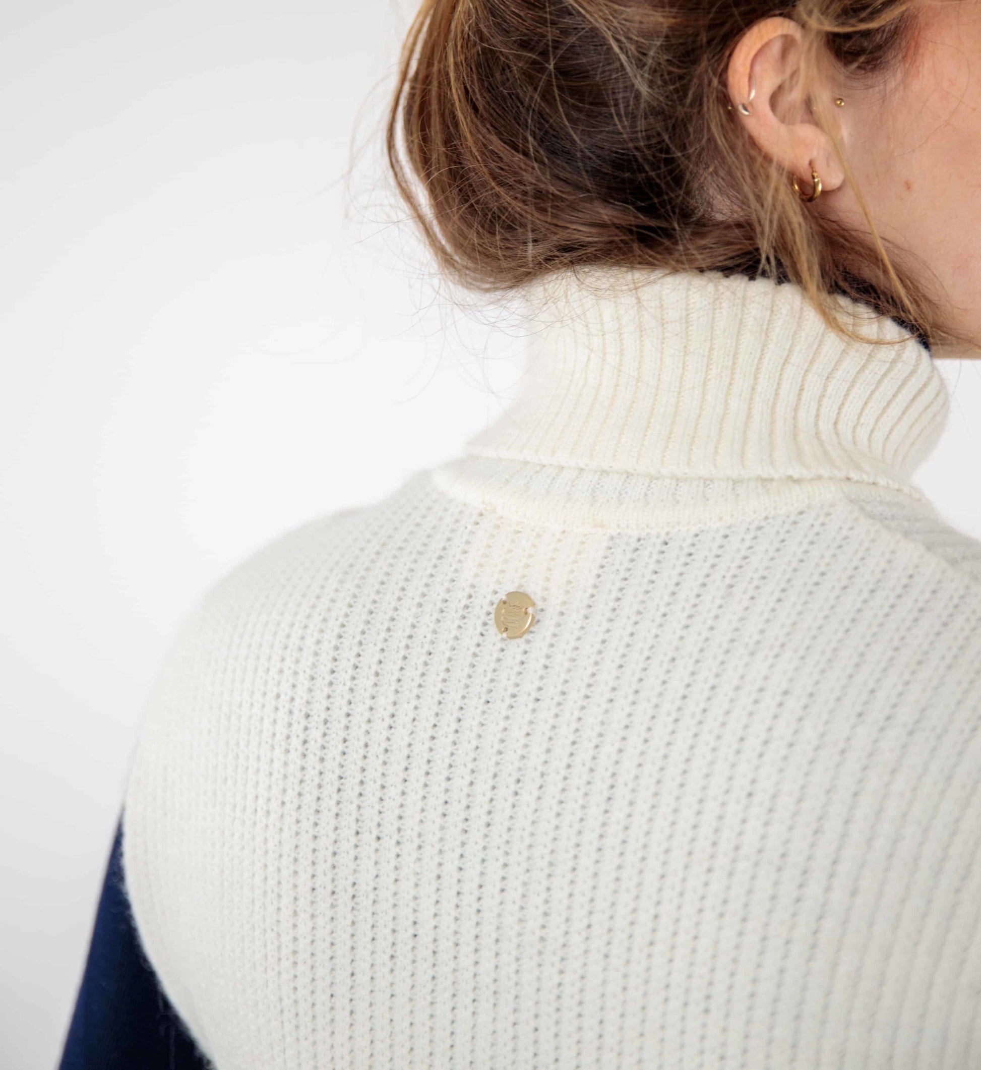 Pull sans manches col roulé
