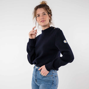 Plain sailor sweater