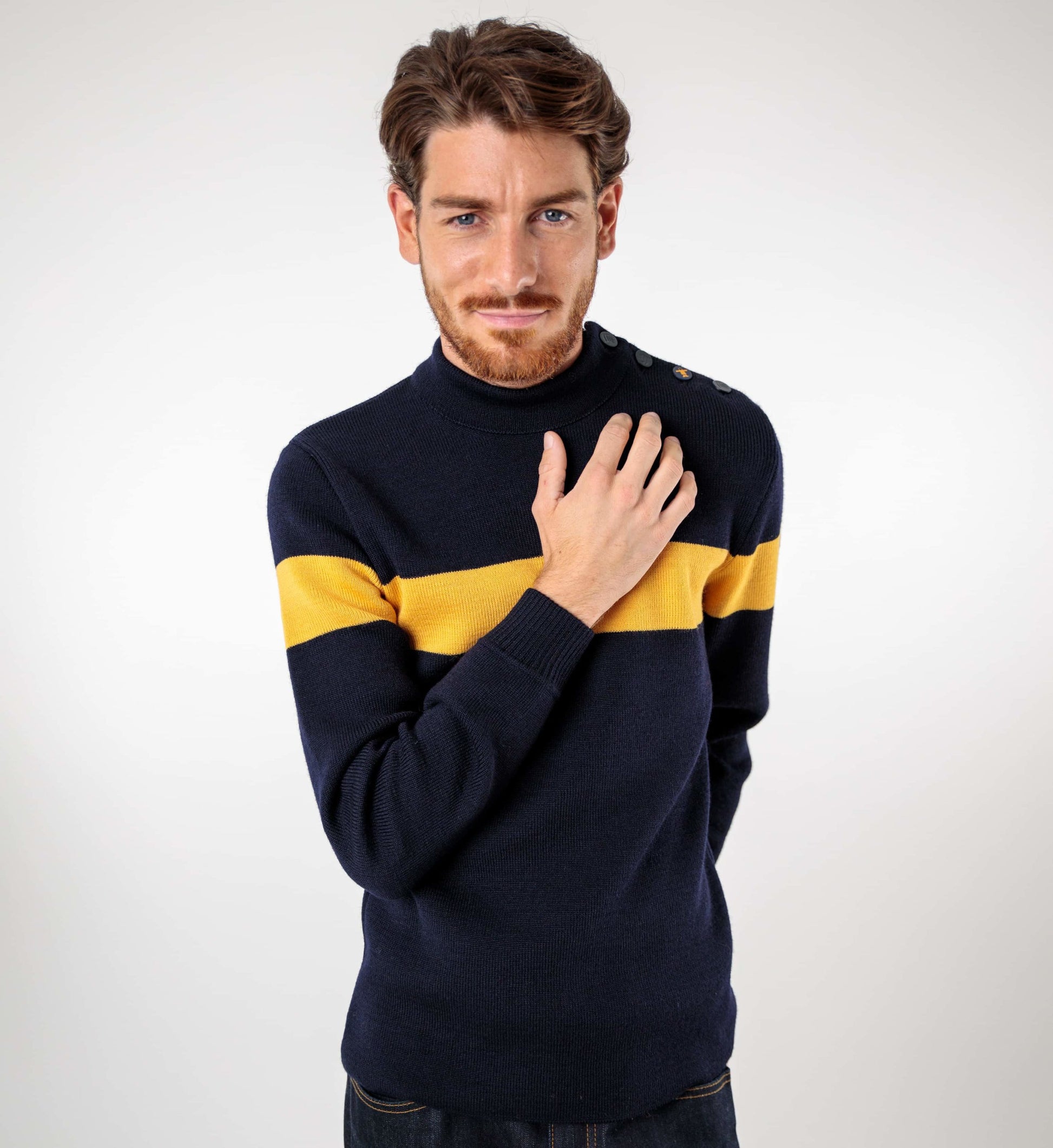 Pull marin rayure haut de corps