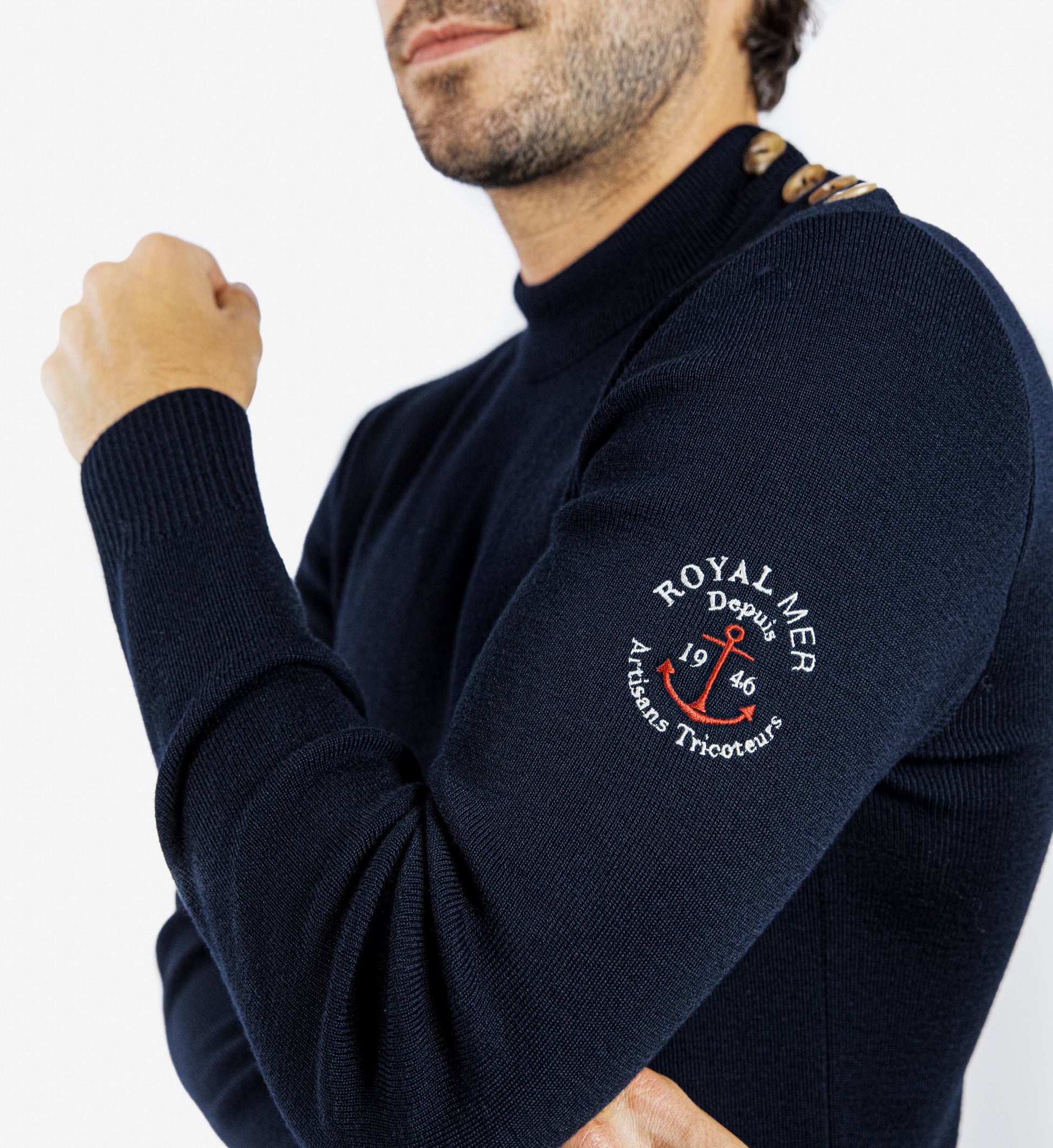 Pull marin avec broderie ancre