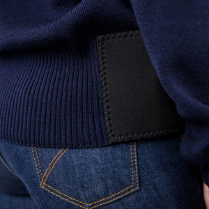 Pull col v empiècements néoprène